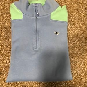Very Good Condition Vineyard Vines sweater
